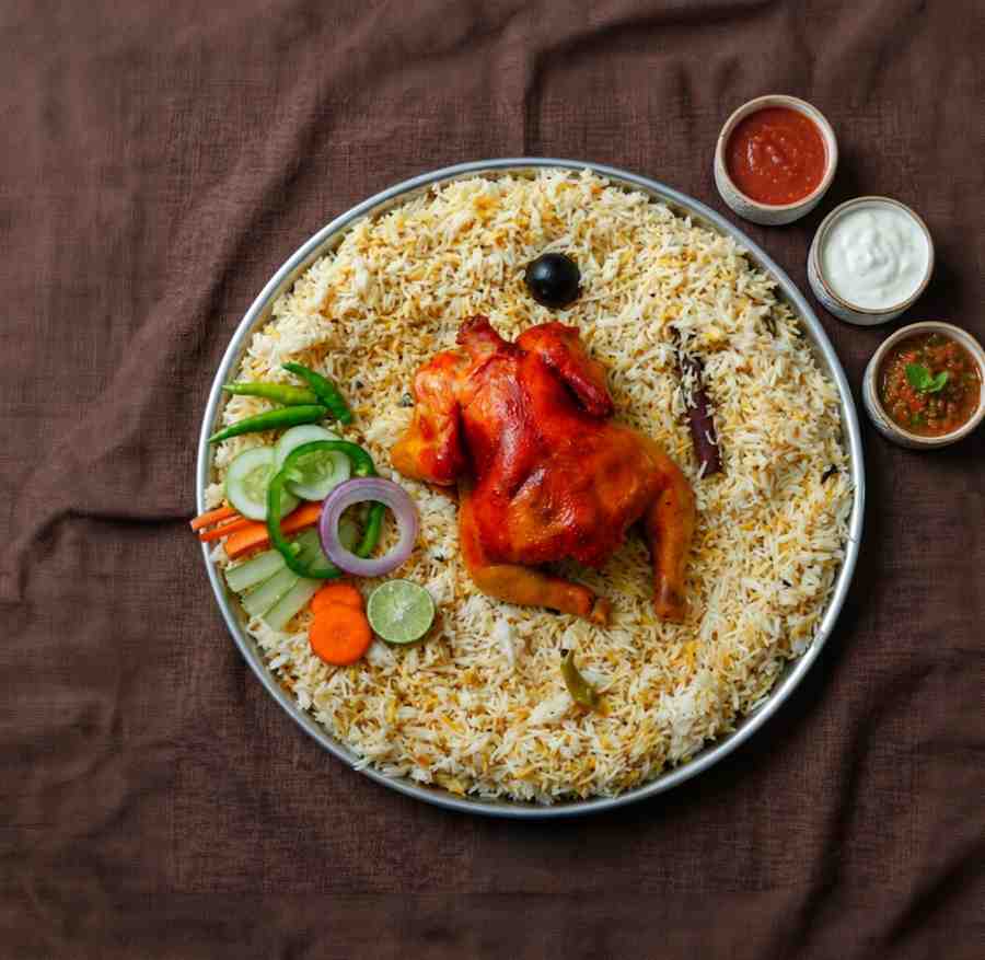 Normal Chicken Mandi — tender chicken over Arabian-spiced long-grain rice